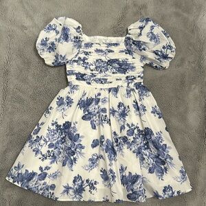 Abercrombie kids blue and white floral dress